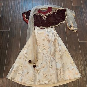 Girls lehenga Indian outfit maroon gold size 24